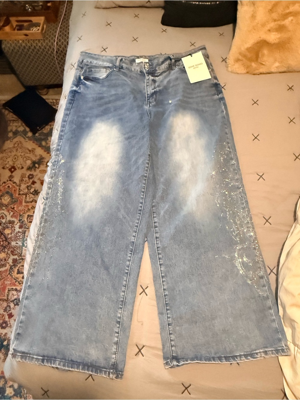Wide-Leg Light Wash Women's Jeans with Subtle Embellishment plus size